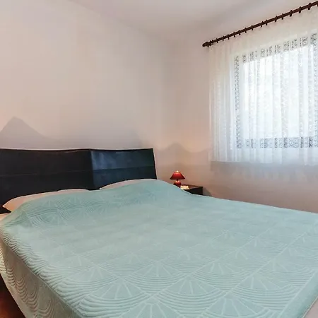 Διαμέρισμα Virska H-581 *